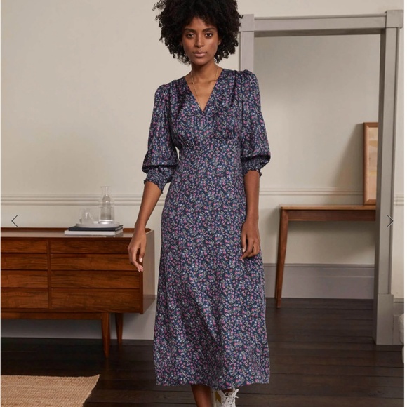 Boden Dresses & Skirts - New with tags Boden Women’s Iris Midi Dress